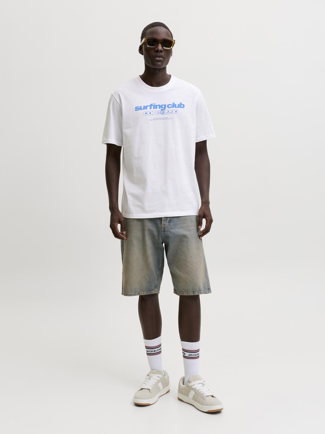 model_shot-front_full